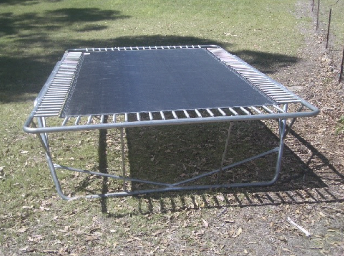 Traditional trampoline
