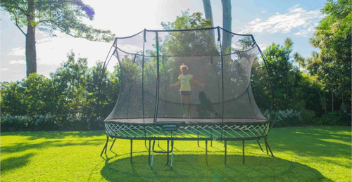 Oval trampoline