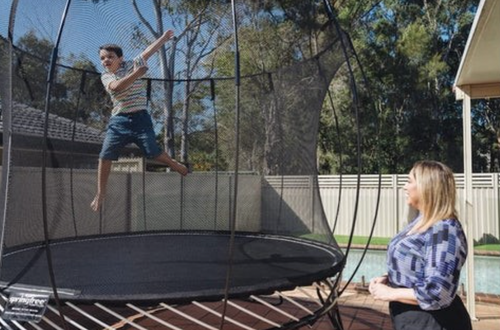 springless trampoline